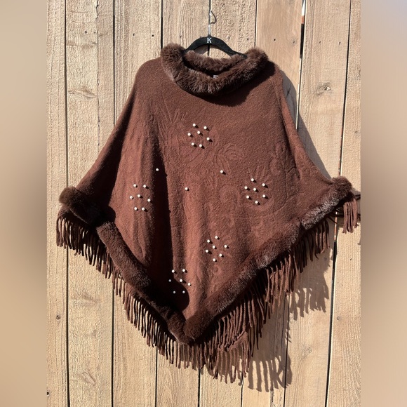 Northern Angel Brown Poncho Faux Fur Trim Pearl Embellished - Picture 2 of 4